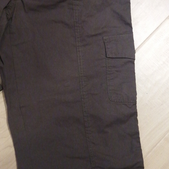 NWOT,Caribbean Joe ,dark brown ,ladies capris, size 4 petite - Picture 4 of 10